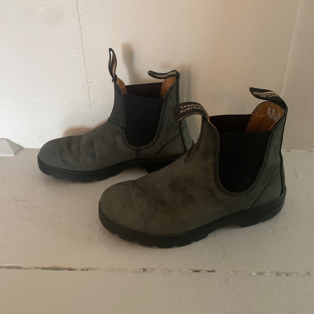 Bluestone 550 Chelsea Rustic Black